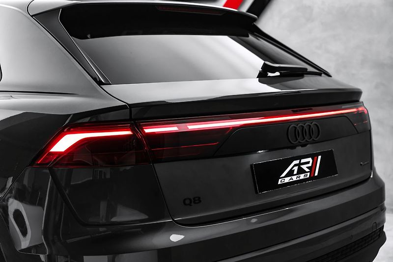 Audi Q8 50TDI 2x Sline Laser Vzduch B& - fotka 10 z 23