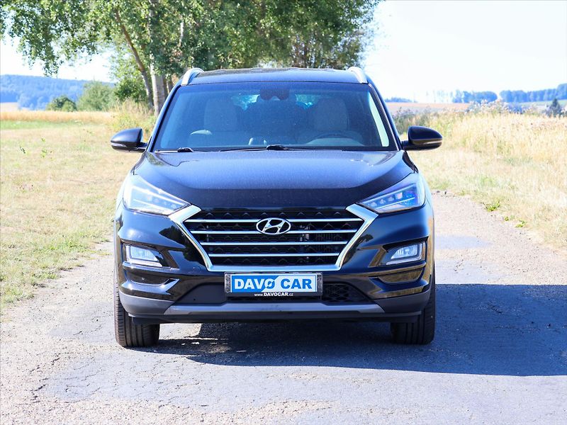 Hyundai Tucson 1,6 CRDI 100 kW 4x4 LED CZ - fotka 2 z 35