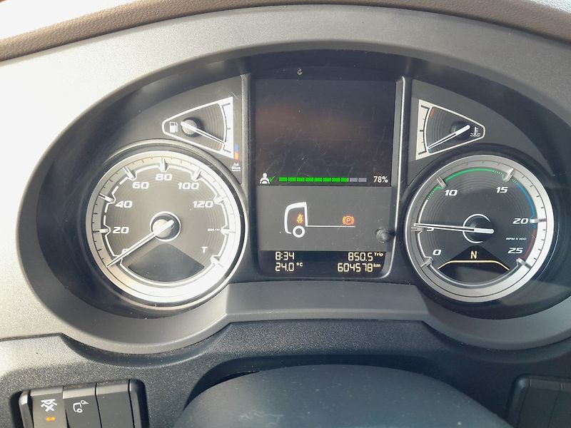 DAF XF 460 FT SC Standart - fotka 16 z 27