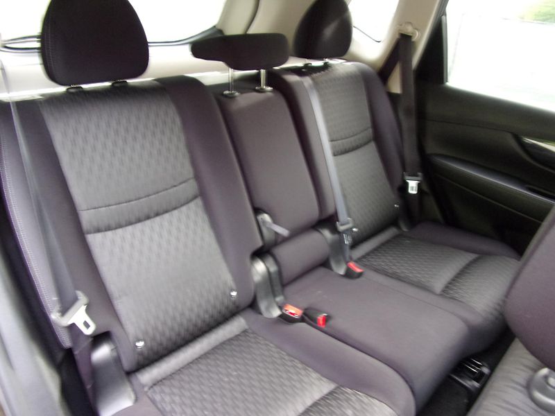 Nissan X-Trail (2020) 1.3DIG-T 117kW DCT CONECTA CZ - fotka 23 z 28