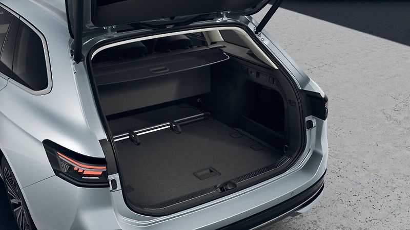 Volkswagen Passat Elegance 2,0 TDI 110 kW - fotka 5 z 9