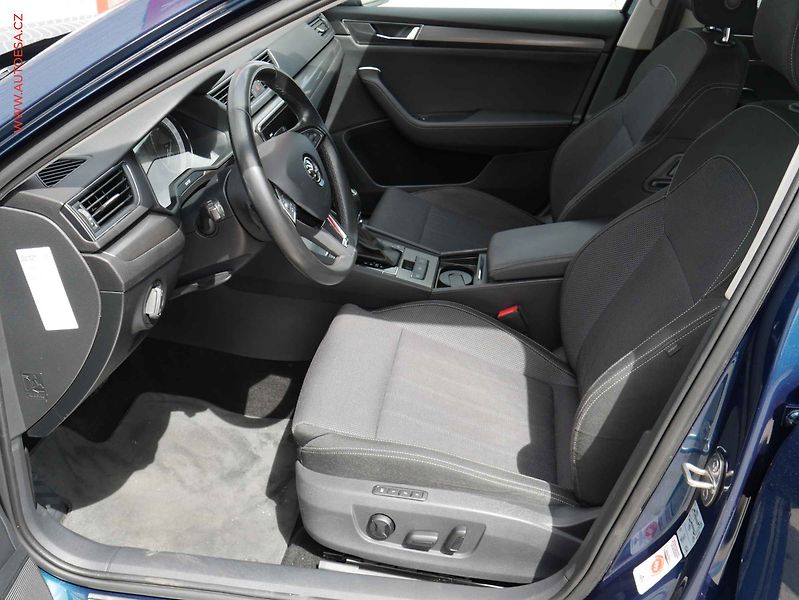 Škoda Superb (2020) 2.0TDi, Style, DSG, LED - fotka 9 z 23
