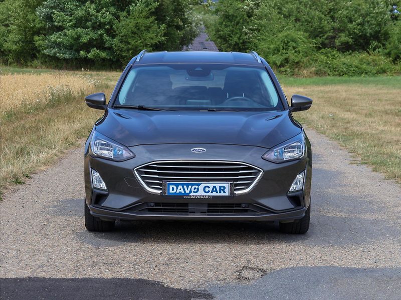 Ford Focus 1,0 EB 92kW EDIT Aut.klima Nav - fotka 2 z 37