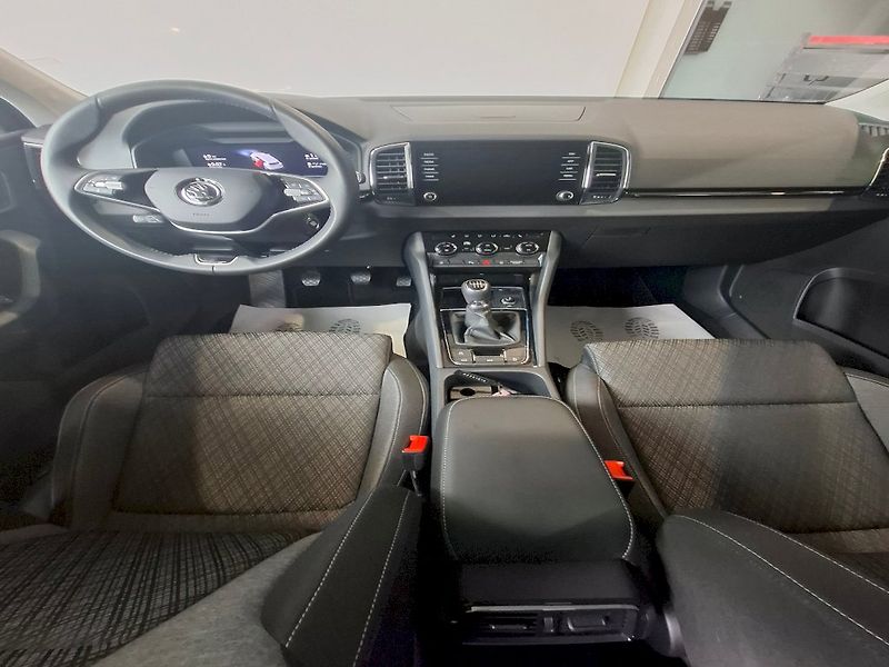 Škoda Karoq (2024) TOP SELECTION TSI 1.5/110KW 6M - fotka 10 z 44