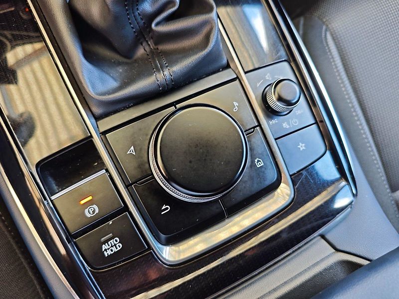 Mazda CX-30 (2020) 2.0 Skyactiv Selection 360°Kam - fotka 30 z 46
