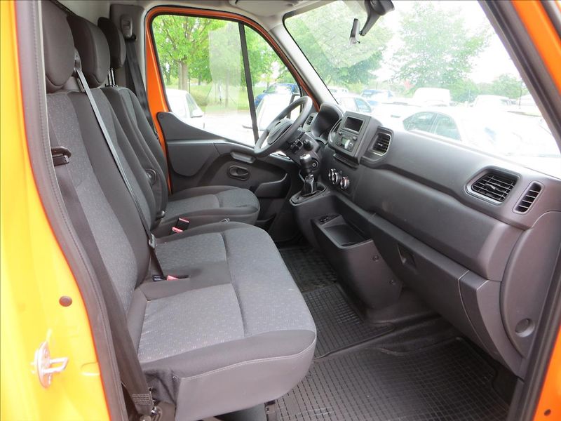 Opel Movano 2,3 CDTI 110kW L3 3500 ČR - fotka 10 z 18