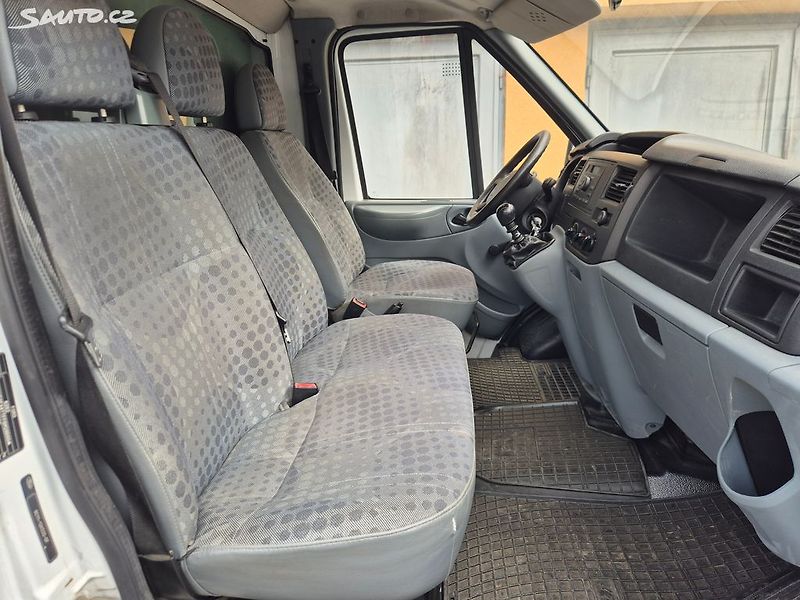 Ford Transit (2007) 2.4TDCi 85kw 1.maj. ČR 196t km - fotka 13 z 25