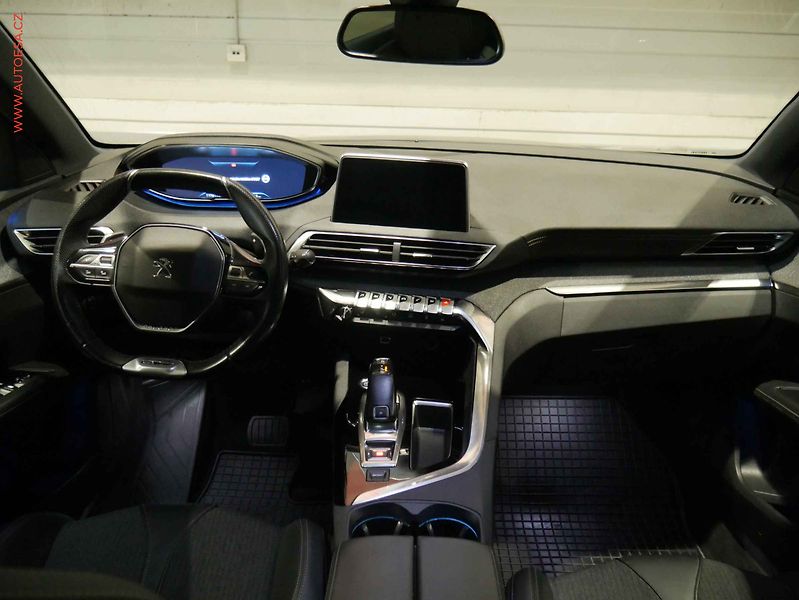 Peugeot 3008 (2020) 2.0 HDi, ČR, AT, navi, LED - fotka 8 z 23