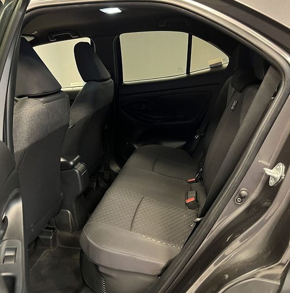 Toyota Yaris Cross 1.5 Hybrid AT STYLE - fotka 11 z 18
