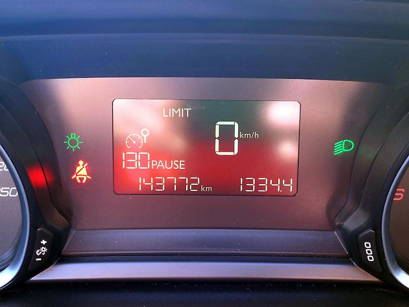 Peugeot 308 HDi DIGIKLIMA,MÁLO NAJETO    - fotka 43 z 47