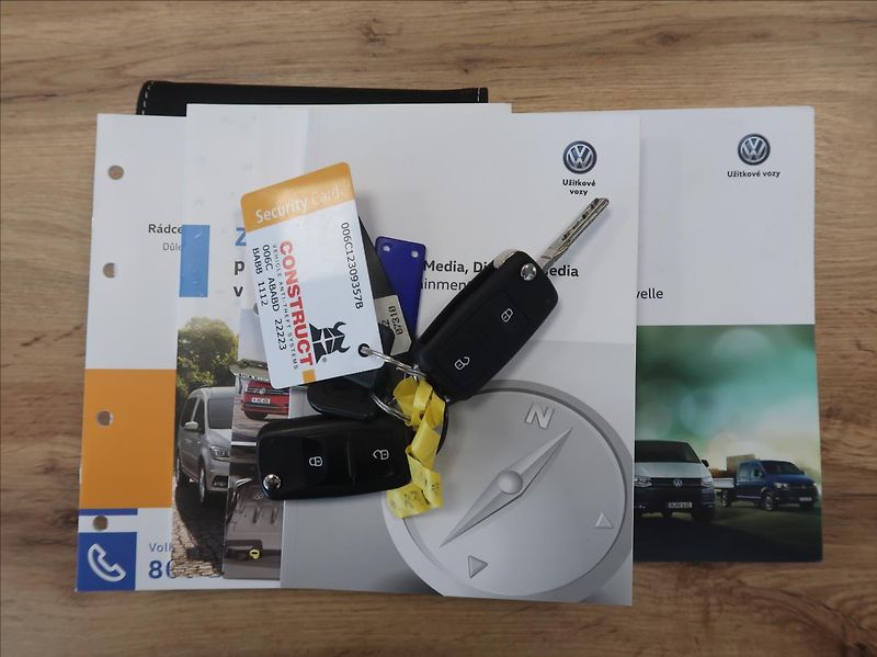 Volkswagen Transporter 2,0 TDi,110kW,1majČR,L2,dílna - fotka 27 z 27