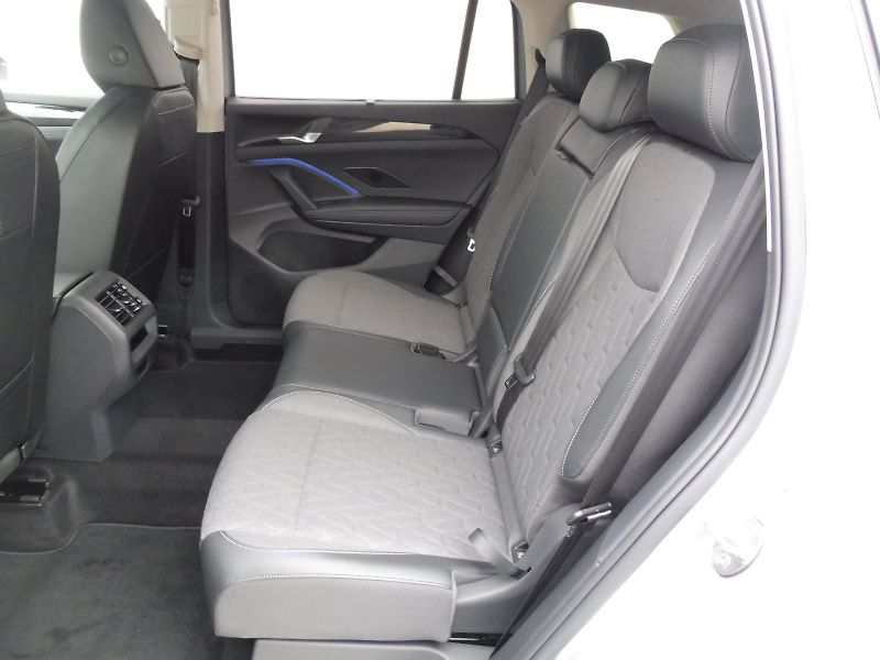 Volkswagen Tayron (2025) People 1,5 eTSI 110 kW mHEV DS - fotka 21 z 30