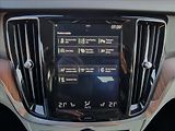 Volvo V60 D4 Cross Country AWD,ČR,1.Maj - náhled 35