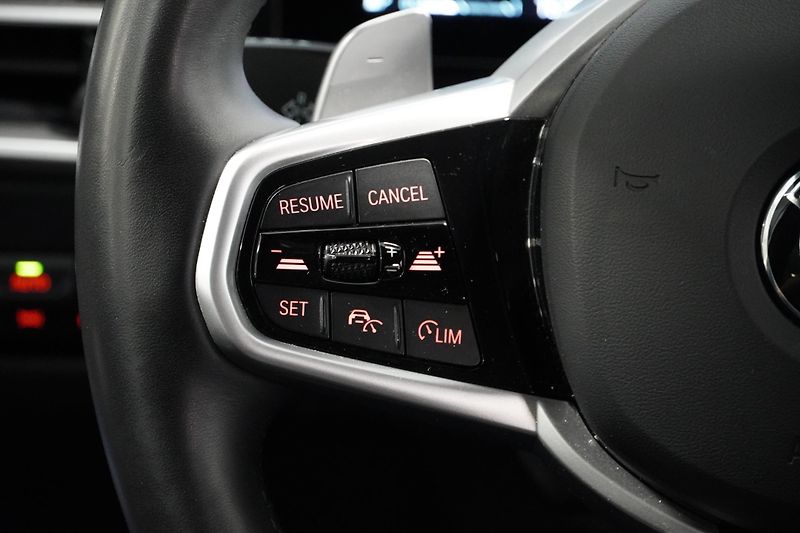 BMW Řada 3 320d,Xdrive,MPacket,ČR,DPH,HUD - fotka 26 z 41