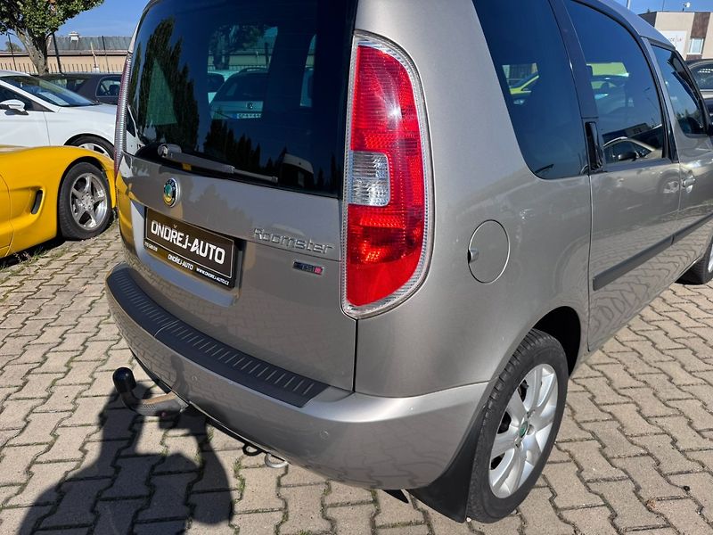 Škoda Roomster (2011) 1,2 TSI 77 KW KILOMETRY TAŽNÉ - fotka 11 z 50
