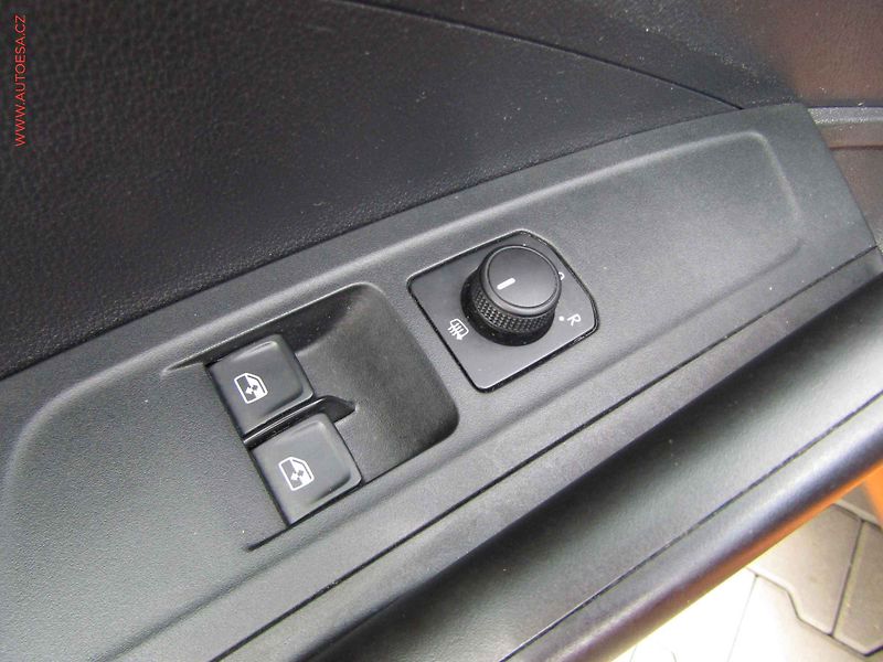 Škoda Fabia (2023) 1.0 MPi, 1.maj,ČR, LED, AC - fotka 11 z 20