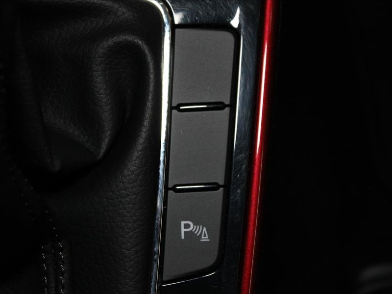 Škoda Fabia 1,0 TSi DSG Monte C. 5L-Záruka - fotka 21 z 24