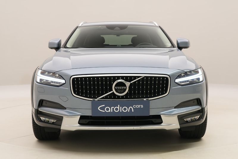 Volvo V90 CC D5 AWD INSCRIPTION AUT CZ - fotka 15 z 51