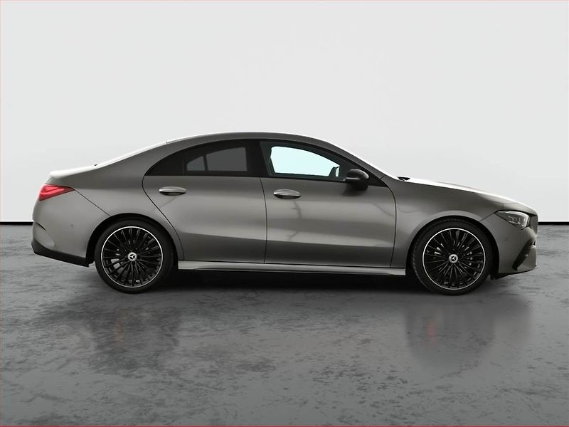 Mercedes-Benz CLA (2025) 180 d, AMG Line - fotka 6 z 24