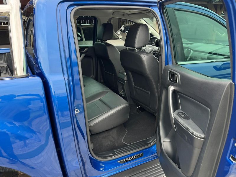 Ford Ranger Limited 157kw + tažné z. - fotka 52 z 54