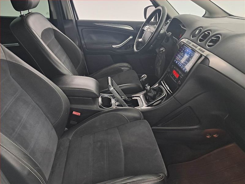 Ford S-MAX (2012) 2.0 TDCi, 7 míst, Serv.kniha - fotka 9 z 23