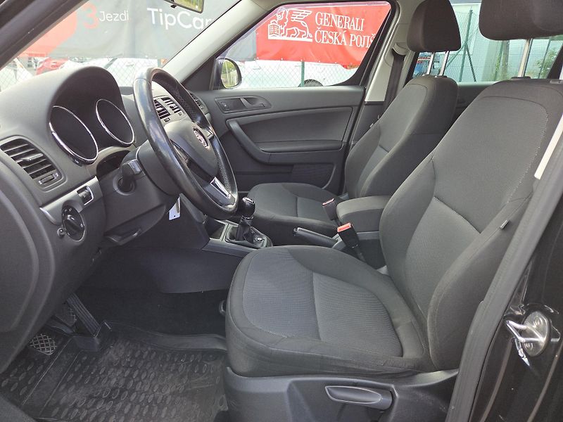 Škoda Yeti (2017) 2,0TDi 4x4 lze i  splátky VŠEM - fotka 9 z 11