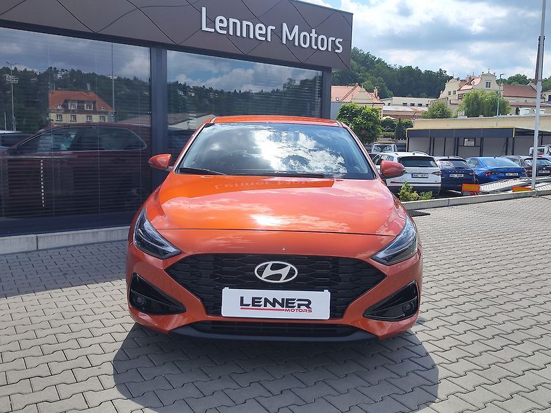 Hyundai i30 1.0 T-GDI/73kW Style DCT - fotka 2 z 37
