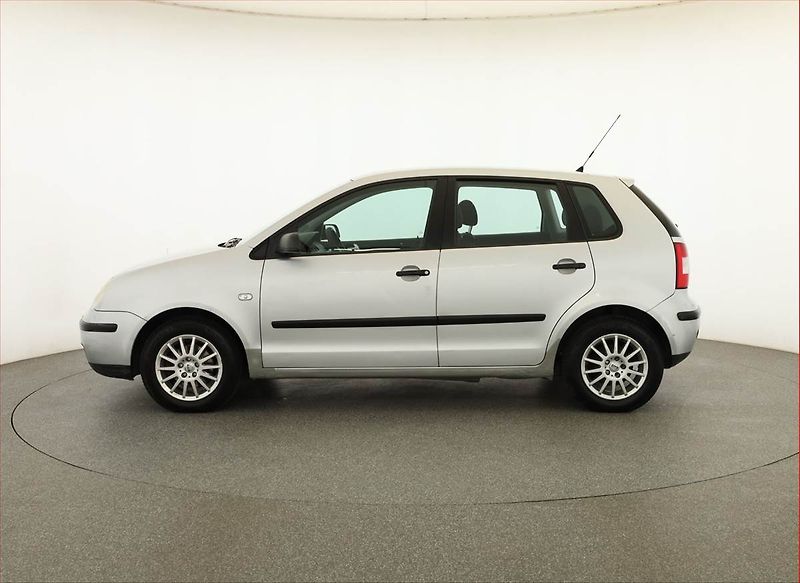 Volkswagen Polo (2004) 1.2, po STK, pěkný stav - fotka 3 z 10