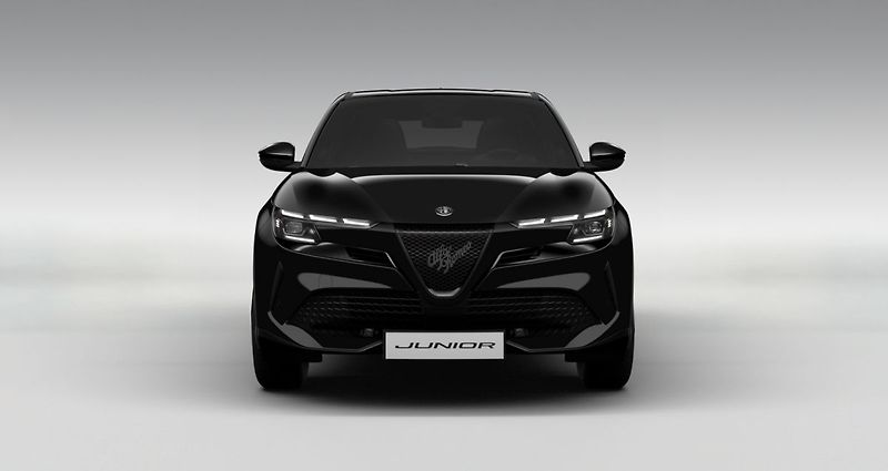 Alfa Romeo Junior (2026) Ibrida 1.2 Turbo Hybrid 145k - fotka 4 z 6