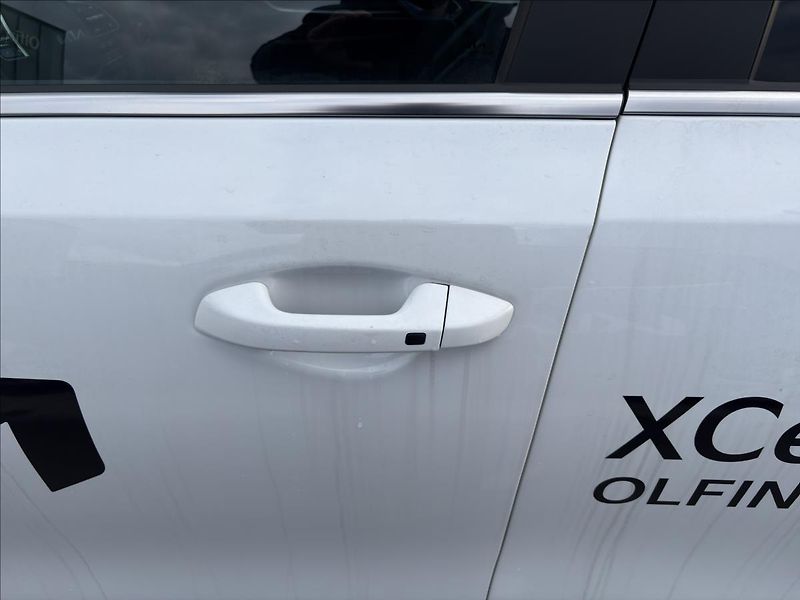 Kia XCeed 1,6   T-GDI 132kW 7DCT STEEL E - fotka 9 z 22