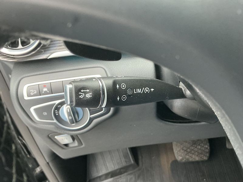 Mercedes-Benz Třídy V 250 d AVANTGARDE 4MATIC - fotka 13 z 30