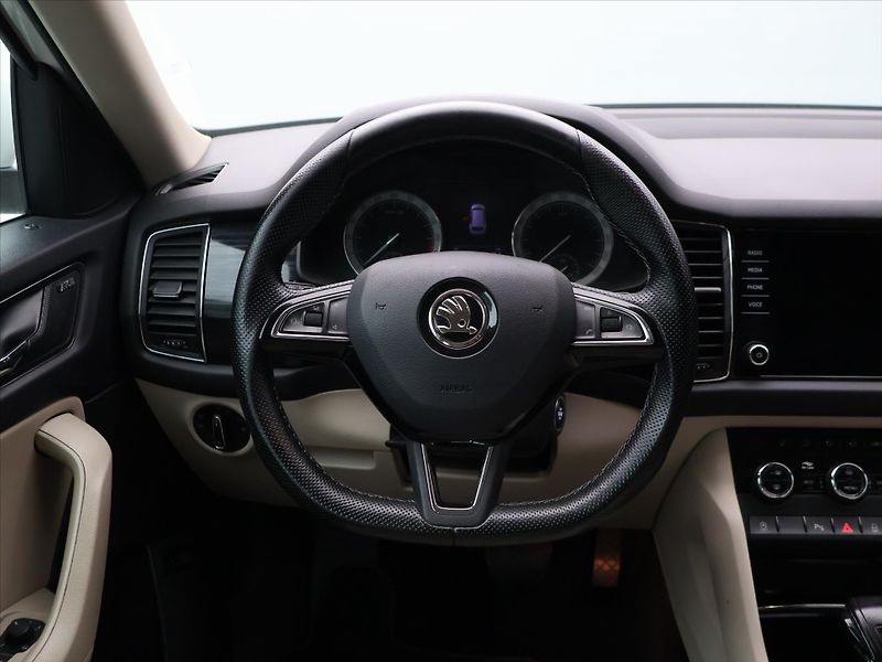 Škoda Kodiaq 2,0 TDI DSG CZ Style Plus DPH - fotka 14 z 26