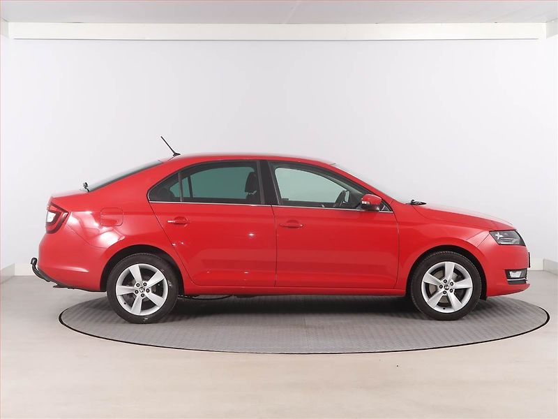 Škoda Rapid (2019) 1.0 TSI, Automat, ČR,1.maj - fotka 6 z 17