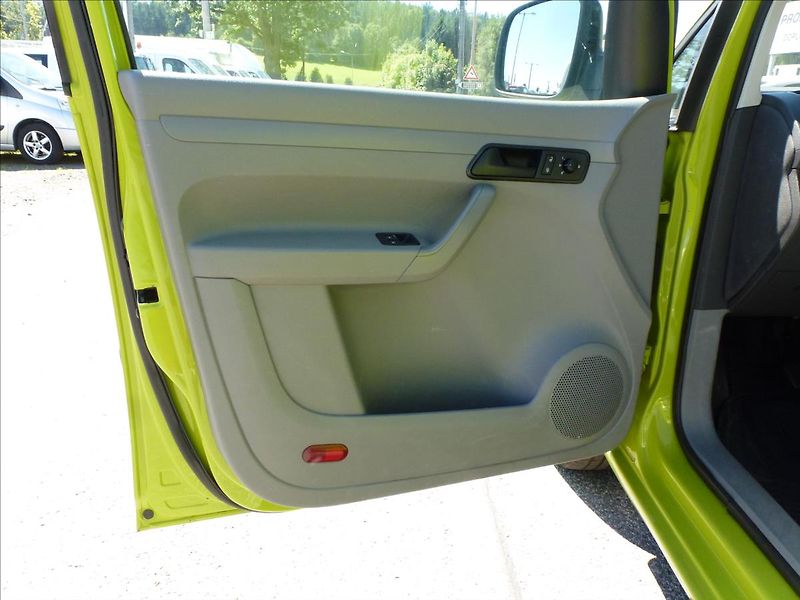 Volkswagen Caddy 1,9 TDI bez DPF - fotka 14 z 42