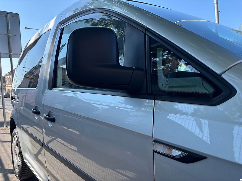 Volkswagen Caddy 1.4TSi 92KW/2017/DSG.5MÍST.1MA - fotka 40 z 45