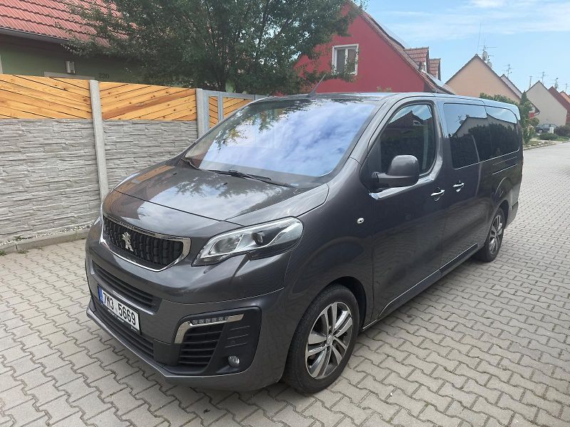 Peugeot Traveller (2021) L3 2.0 BlueHDI EAT VIP_KP - fotka 1 z 15