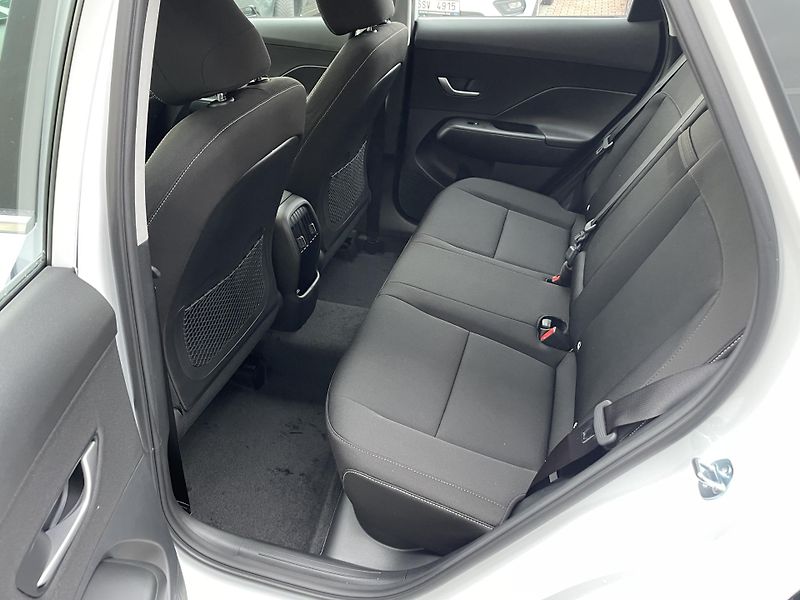 Hyundai Kona 26 1,6 T-GDI DCT HP SMART TECH - fotka 8 z 27