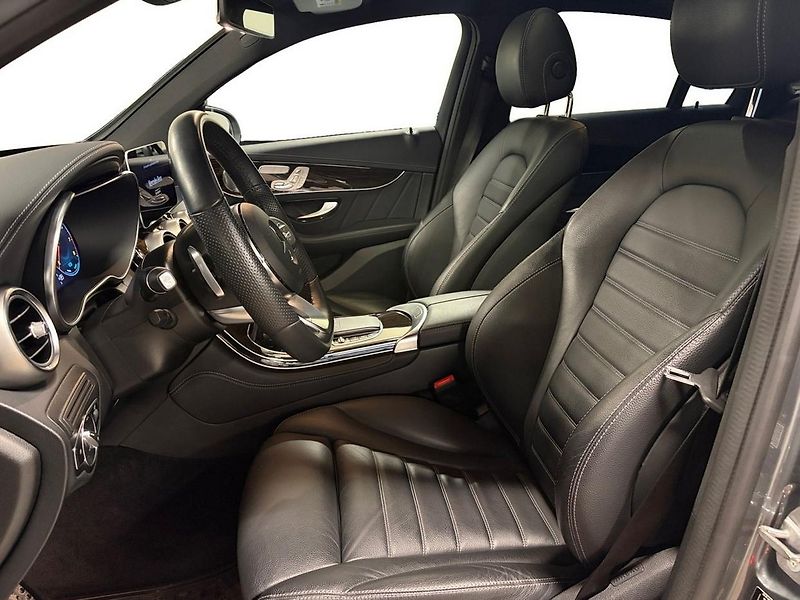 Mercedes-Benz GLC 200 Coupé 4MATIC Pano - fotka 10 z 18