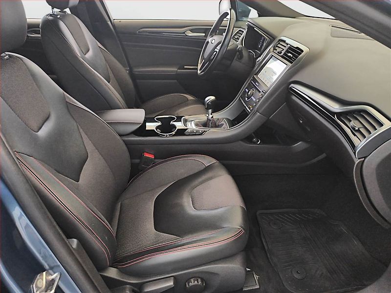 Ford Mondeo (2018) 1.5 EcoBoost, Serv.kniha, Kůže - fotka 9 z 20