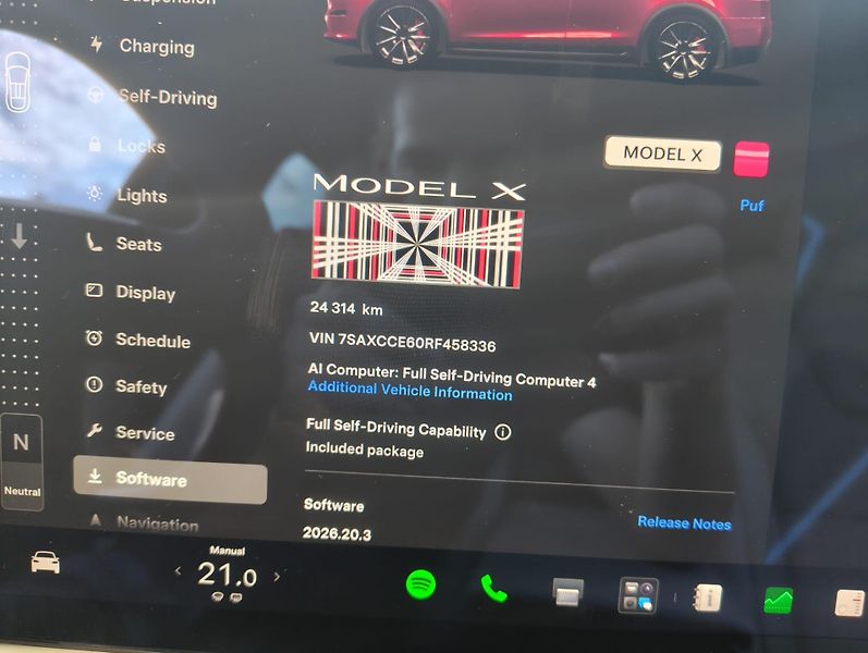 Tesla Model X (2025) - fotka 3 z 13