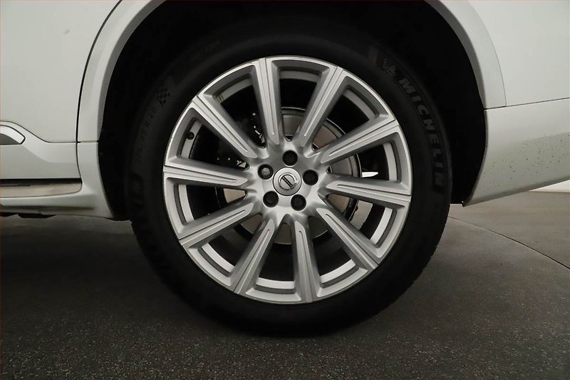 Volvo XC90 (2019) D5 AWD - fotka 12 z 30