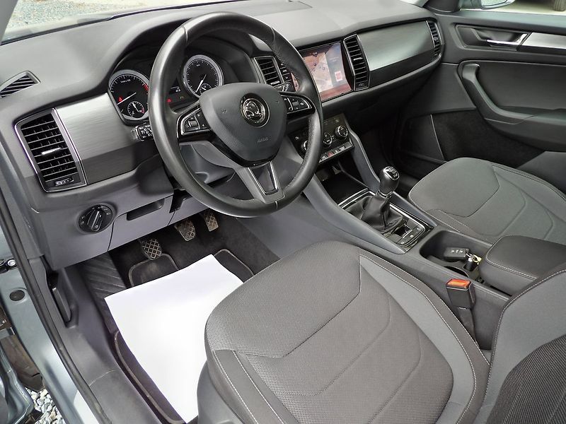 Škoda Kodiaq 1.4TSI 110kW 4x4 Tažné 360° - fotka 20 z 34