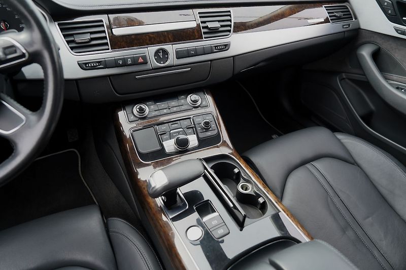 Audi A8 3.0 TFSI Quattro/Tiptr./290 PS - fotka 41 z 50
