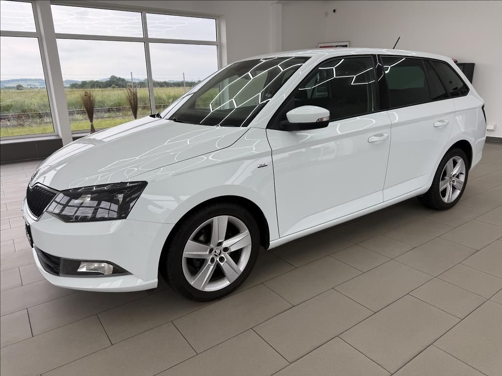 Škoda Fabia 1,2 TSI,aut.AC,BT,temp,výhřevy