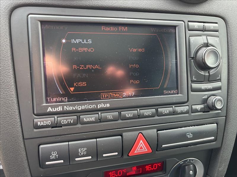 Audi A3 3,2 i V6 184KW 4x4  Sportback - fotka 17 z 45