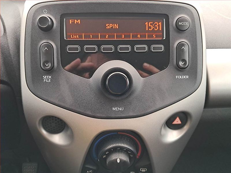Citroën C1 (2016) 1.2 Pure Tech, Serv.kniha - fotka 12 z 15