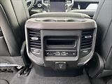 Dodge RAM (2025) 3,0 R6 LPG R6 Laramie Night - náhled 13
