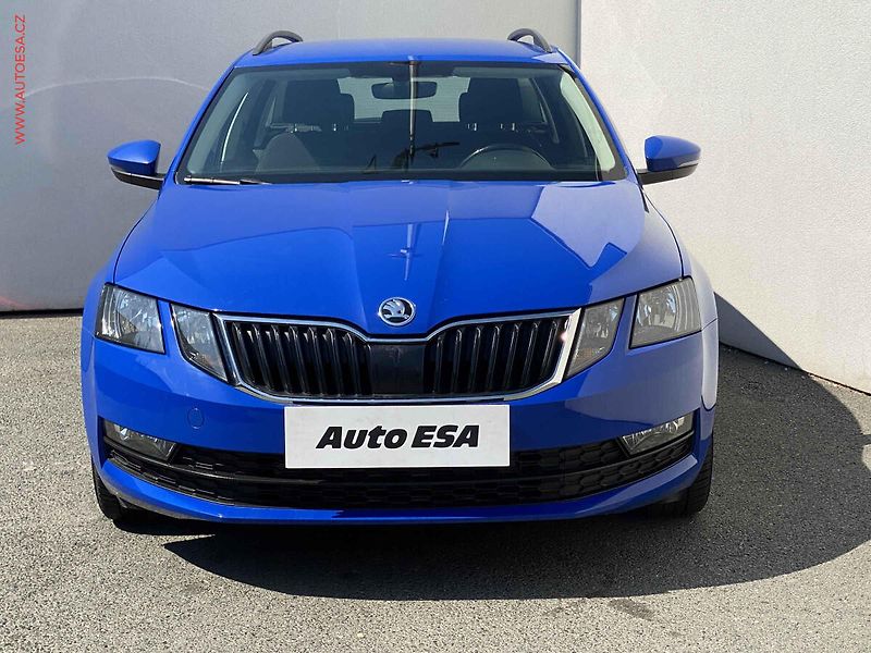 Škoda Octavia (2019) 1.6 TDi, 2.maj,ČR, Ambition - fotka 2 z 16