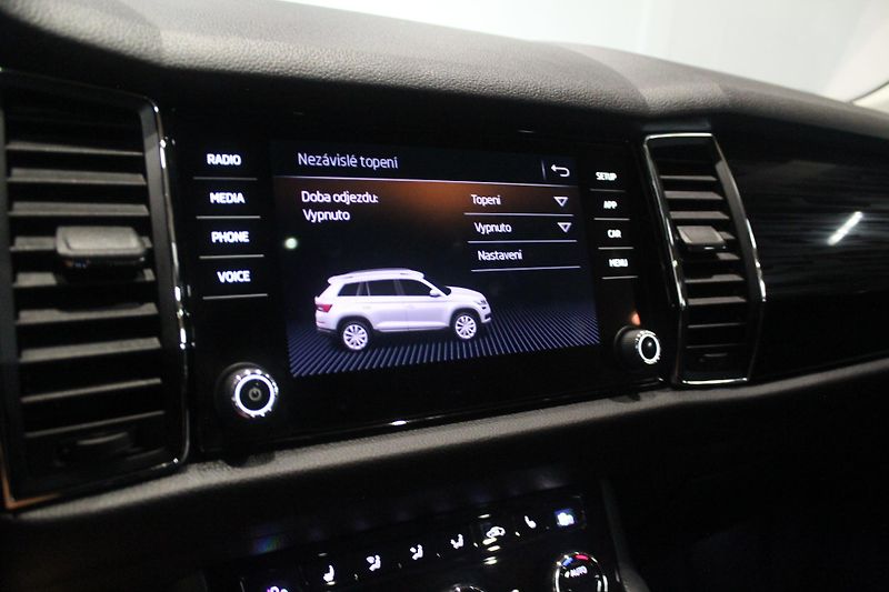 Škoda Kodiaq (2019) Scout 4x4 140kW Webasto - fotka 22 z 27