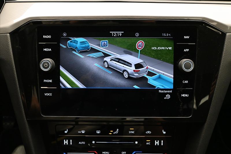 Volkswagen Passat 2,0 TDI 110kW Business Záruka - fotka 16 z 25
